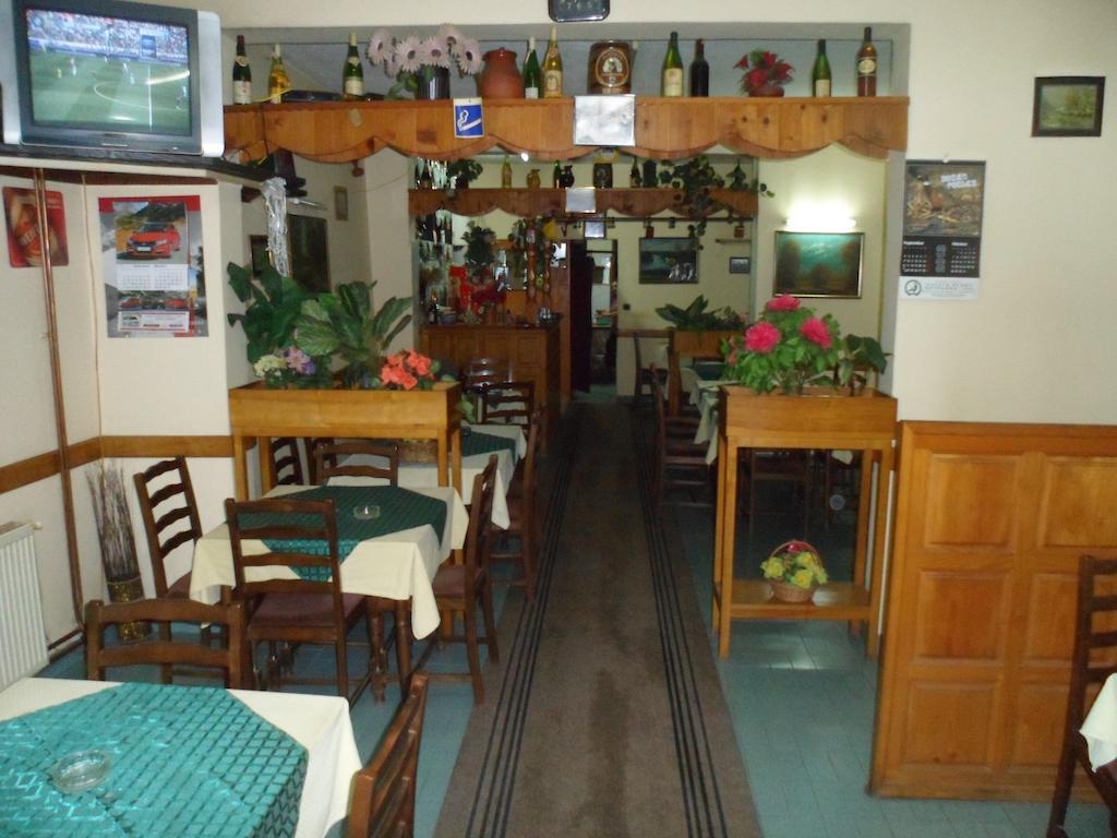 נגוטין Hostel Olimpik מראה חיצוני תמונה