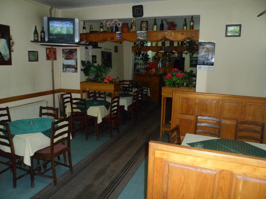 נגוטין Hostel Olimpik מראה חיצוני תמונה